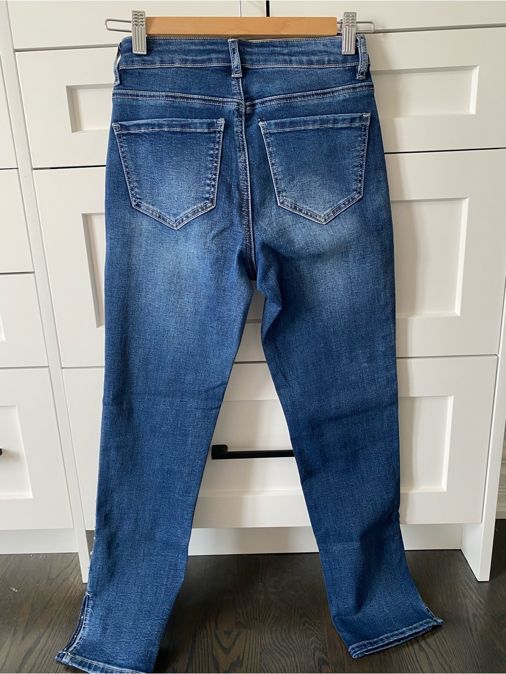 Stud-Trim High-Rise Skinny Jeans in Dark Blue - Picture 6 of 6